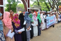  অগ্নিসংযোগে নুসরাতের হত্যাকারীদের ফাঁসির দাবিতে জামালপুরে মানববন্ধন