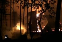 মাদারীপুরে ভয়াবহ আগুন, পাঁচ ঘর পুড়ে ছাই