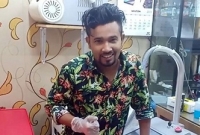 অর্ধউলঙ্গ নারীর অশ্লীল ভিডিও ছড়িয়ে দেয়ায় ‘বাদশা ট্যাটু’ গ্রেফতার