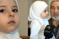 কোনো শিক্ষক ছাড়াই মায়ের কাছ থেকে শুনে শুনে কুরআন মুখস্থ করলো ৩ বছরের জাহরা