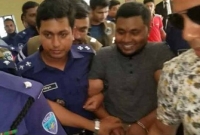 হাস্যোজ্জ্বল মুখে আদালতে নুসরাত হত্যা মামলার আসামি