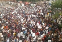 পাঁচ দফা দাবিতে সড়ক অবরোধ ৭ কলেজ শিক্ষার্থীদের