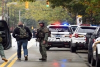 এবার ইহুদিদের উপাসনালয়ে বন্দুকধারীর হামলা