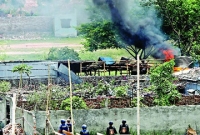 ‘জিকির করে কে’- প্রশ্ন করতেই গুলি