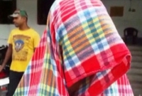 ধর্ষণের সময় পুরুষাঙ্গ কেটে দিলেন গৃহবধূ