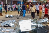 ভারতের আসামে নামাজরত মুসল্লীদের ওপর পাথর নিক্ষেপ