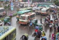 ইফতারের জন্য বাস থামাতে বলায় চলন্ত গাড়ি থেকে ফেলে দিল হেলপার, রোজাদার যুবকের মর্মান্তিক মৃত্যু