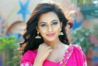 আমার প্রেম তিন মাসের বেশি টেকে না: নুসরাত ফারিয়া