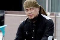 ইসলামে অনুপ্রাণিত হয়ে রক সংগীত ছাড়লেন এই রকস্টার