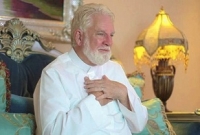  কুরআন অনুবাদ করতে গিয়ে শেষ পর্যন্ত ইসলাম ধর্ম গ্রহণ করে ফেললেন মার্কিন যাজক স্যামুয়েল