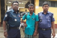 কালীগঞ্জে দুই স্কুলছাত্রকে অপহরণের সময় ‘রোহিঙ্গা’ পাচারকারী আটক কালীগঞ্জে দুই স্কুলছাত্রকে অপহরণের সময় ‘রোহিঙ্গা’ পাচারকারী আটক