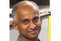 বাংলাদেশি বিজ্ঞানীর সাফল্য: এক ওষুধেই বহু ভাইরাস দমন!