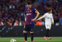  বার্সেলোনাকে ২-১ গোলে হারিয়েছে চ্যাম্পিয়ন ভ্যালেন্সিয়া। 