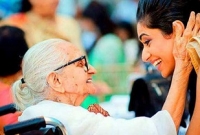 শাশুড়ির দেয়া কিডনিতে বাঁচলো বউয়ের জীবন!