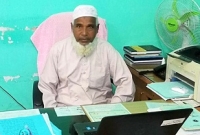 আদালতে বিচারক ছেলেকে দাঁড়িয়ে সম্মান জানালেন বাবা