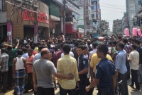 ৭০০ টাকার প্যান্ট ২৪০০, কারণ জানতে চাওয়ায় ম্যাজিস্ট্রেটকে পেটালেন ব্যবসায়ীরা!