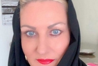 পবিত্র রমজান মাসে ইসলাম গ্রহণ করলেন ব্রিটিশ নারী