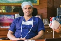 ভারতে আটকে পড়া ৫০০ বাংলাদেশিকে প্রতিদিনই দুই বেলা খাবার দিচ্ছেন ডা. দেবী শেঠী