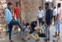 মাংস খাওয়ায় অভিযোগে ভারতে চার শ্রমিককে মারধর হিন্দুত্ববাদী জঙ্গির