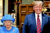 ব্রিটিশ রানীকে চুমুতে ‘নিষেধাজ্ঞা’ ট্রাম্পের ওপর!