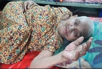 মুরগির খোঁয়াড়ে মাকে রেখেছিল সন্তানরা, ঈদ করেছেন বৃদ্ধাশ্রমে!