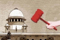 শ্বশুর-শাশুড়ি থেকে আলাদা হতে চাইলে স্ত্রীকে ডিভোর্স দিতে পারবে স্বামী : সুপ্রিম কোর্ট