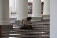 দীর্ঘ ১৮০ বছর অপেক্ষার পর মসজিদে নামাজ পড়ার অনুমতি পেল গ্রিসের মুসল্লিরা