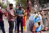 রাজধানীতে বাসের ধাক্কায় রিকশাচালকের প্রাণহানি