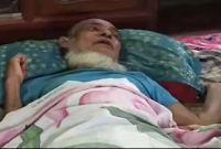 কৌশলে জমি-পেনশন হাতিয়ে অসুস্থ বাবাকে ফেলে গেছে সন্তানেরা