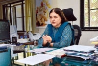 ভারতের স্কুলে কুরআন শিক্ষার প্রস্তাব করেছেন মেনেকা গান্ধী