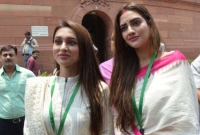 ইসলাম ত্যাগ করে হিন্দু ধর্ম গ্রহন করেছেন নুসরাত!