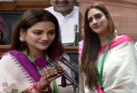 তীব্র সমালোচনার মুখে সিঁদুরের পক্ষে সাফাই গেয়ে যা বললেন নুসরাত