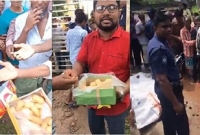 লাইন ধরে বন্ডের লা*শ দেখালো পুলিশ, মিষ্টি বিতরণ করলেন উল্লসিত জনতা