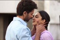 প্রেমিকার ওপর হিংস্রতা : 'কবীর সিং' নিয়ে তুলকালাম!