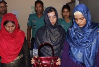 পাসপোর্ট করতে এসে আটক হয়েছেন তিন রোহিঙ্গা তরুণী
