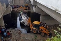 ভোরের আলো ফোটার আগেই চালকের ঘুমে কেড়ে নিলো ২৯ প্রাণ