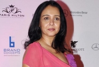 আজান নিয়ে কটূক্তি করা সেই অভিনেত্রীকে ফোনে অ'শ্লীল প্রস্তাব