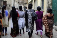 আর পতিতাপল্লীতে ভরসা নয়! এবার অনলাইনে বুকিং করলেই বাড়িতে আসবে নারী!