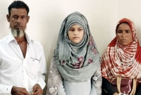 পাসপোর্ট করতে গিয়ে সাজানো বাবা-মাসহ আটক রোহিঙ্গা কিশোরী