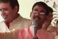 কাশ্মিরী সুন্দরী কন্যাদের বিয়ে করো: বিজেপি নেতা