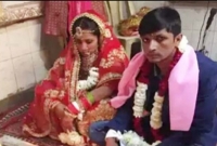 কারাগারে গ্যাংস্টারের সঙ্গে নারী পুলিশের প্রেম, অবশেষে বিয়ে সম্পন্ন