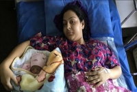 প্রসব বেদনা নিয়ে ৬ কিলোমিটার হেঁটে গেলেন কাশ্মীরি মা