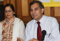 নিউটনের তৃতীয় সূত্র ভুল দাবি করলেন ভারতীয় এই বিজ্ঞানী