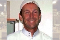 সৌদি আরবে ভ্রমণে গিয়ে ইসলাম ধর্ম গ্রহণ