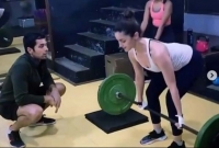 বিয়ের আগে জিমে ঘাম ঝরাচ্ছেন আলিয়া ভাট 