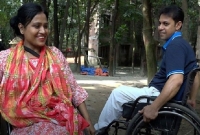 হুইলচেয়ারে মনির-পারভিনের প্রেম ও বিয়ে কাহিনী হার মানালো সিনেমা’র গল্পকেও!