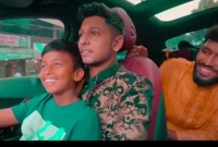 ‘গাল্লি বয়’ সেই রানার পড়ালেখার দায়িত্ব নিলেন তৌহিদ আফ্রিদি