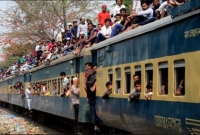 টাকার অভাবে চিকিৎসা করাতে না পেরে ট্রেনের নিচে ঝাঁ'প দিয়ে আ'ত্মহ'ত্যা করলেন মসজিদের মোয়াজ্জিন