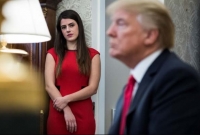 পদত্যাগ করেই ট্রাম্প পরিবারের গোপন তথ্য ফাঁস করলেন তার ব্যক্তিগত সহকারী!