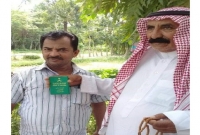 অসুস্থ কর্মীকে দেখতে কুমিল্লায় ছুটে আসলেন সৌদি মালিক!